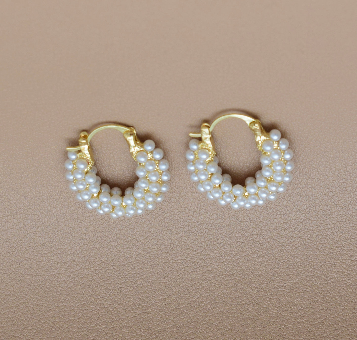 Aretes con perlas