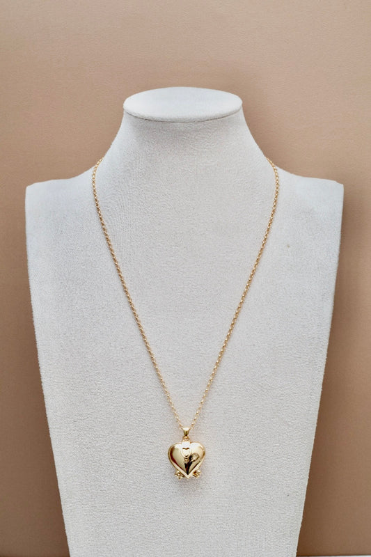 Collar con dije de medallón en Acero Inoxidable con 4 corazones para poner fotos