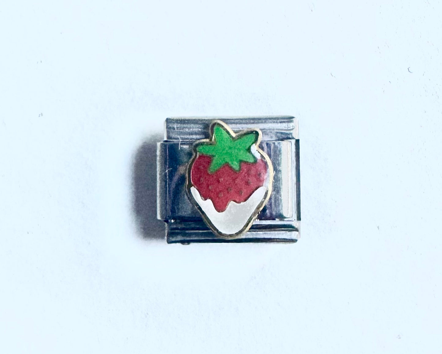 Charm fresa con crema Acero Inoxidable