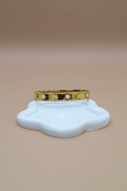 Brazalete con estrellas blancas en Acero Inoxidable